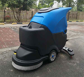 <b>導致洗地機工作效率變差的因素有哪些？</b>