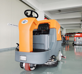 <b>在環氧地坪上使用洗地機，需要注意以下幾點</b>